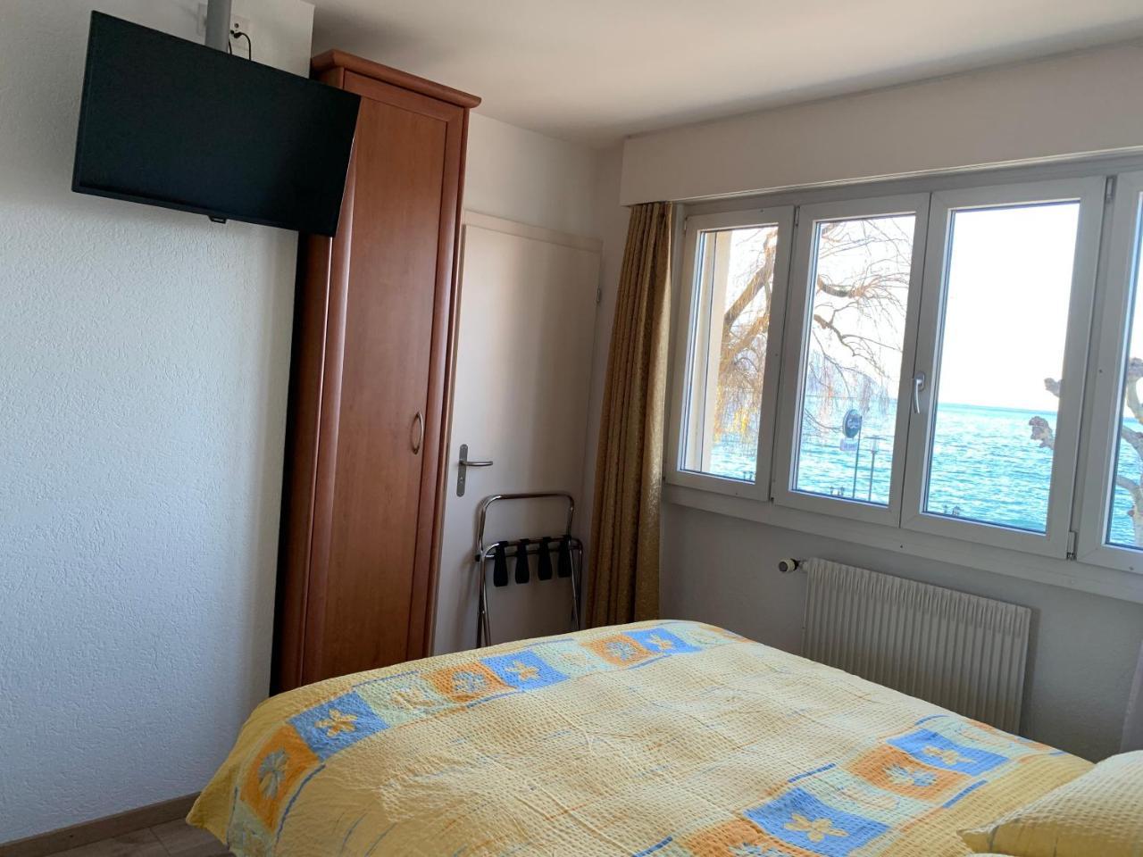 Hotel Du Quai Вильнёв Экстерьер фото