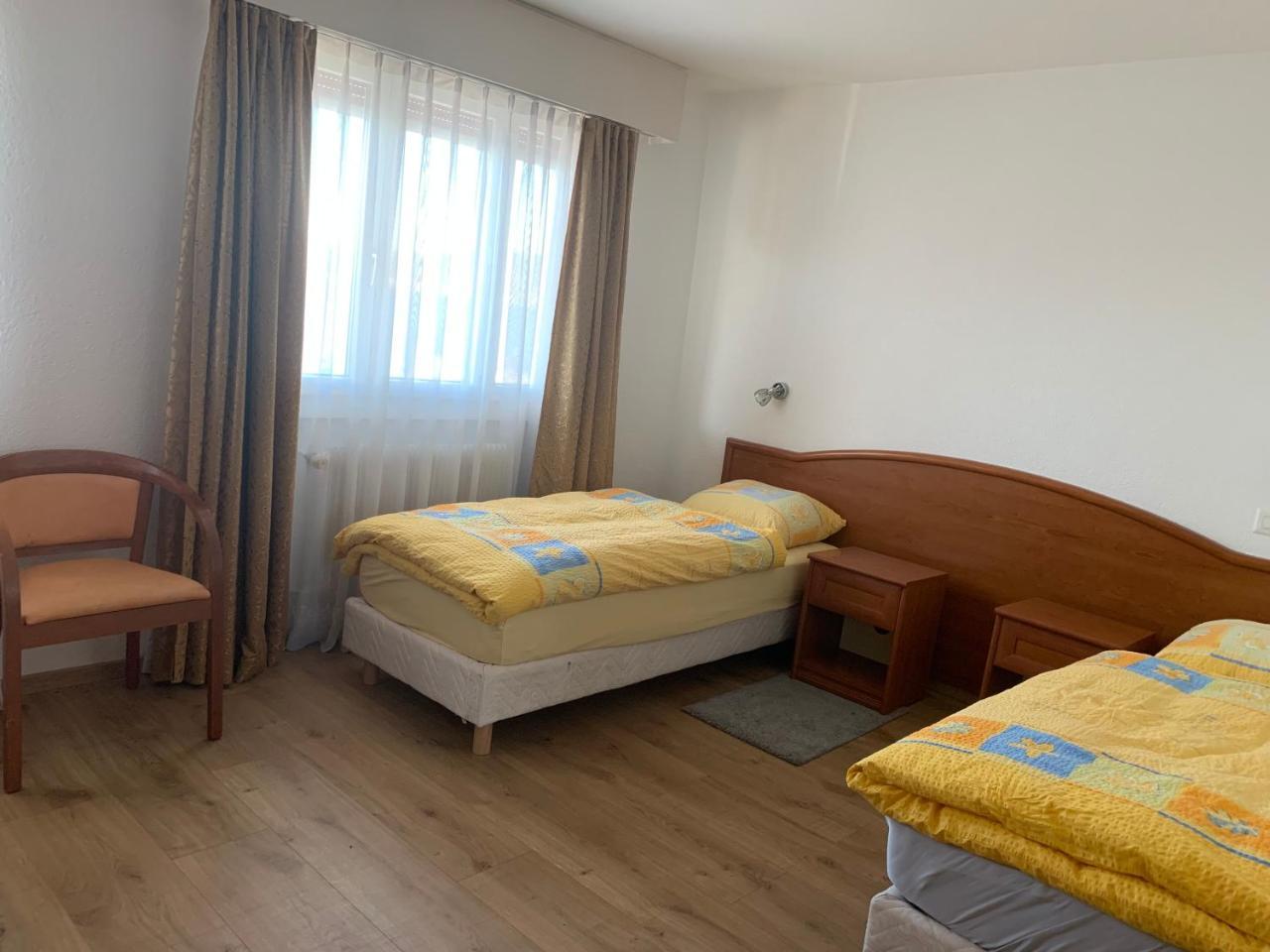 Hotel Du Quai Вильнёв Экстерьер фото